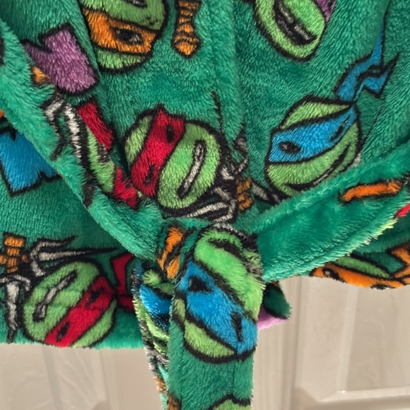 NWOT Nintendo Ninja Turtles Robe - Picture 3 of 5